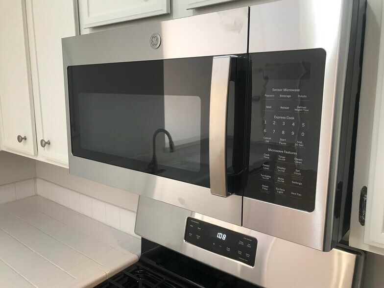 Building Photo - 12283 Carmel Vista Rd