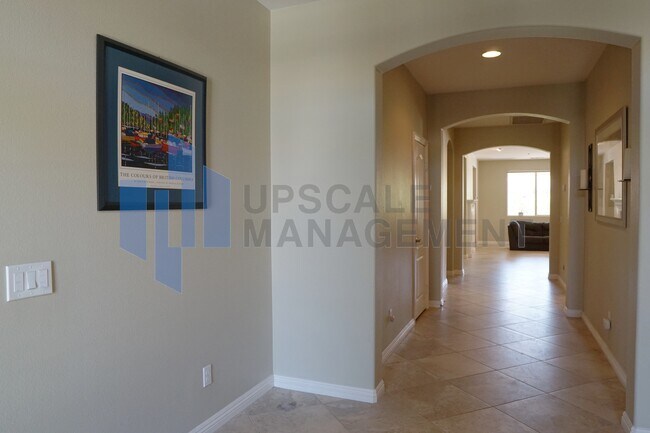 Building Photo - 2029 Savanna Way