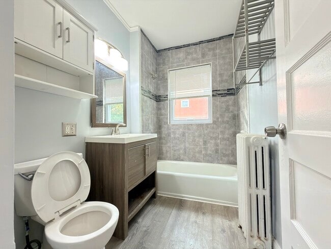 Building Photo - 18 Harold Park