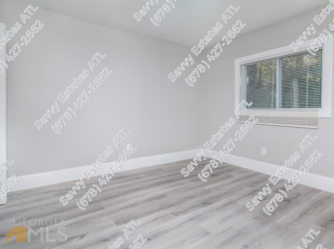 Building Photo - 511 Gresham Park Dr
