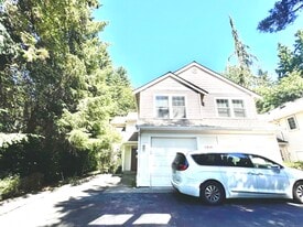 Building Photo - 11210 Slater Ave NE
