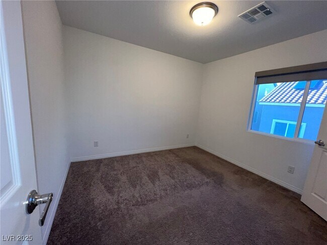 Building Photo - 7075 Jasper Hill Way