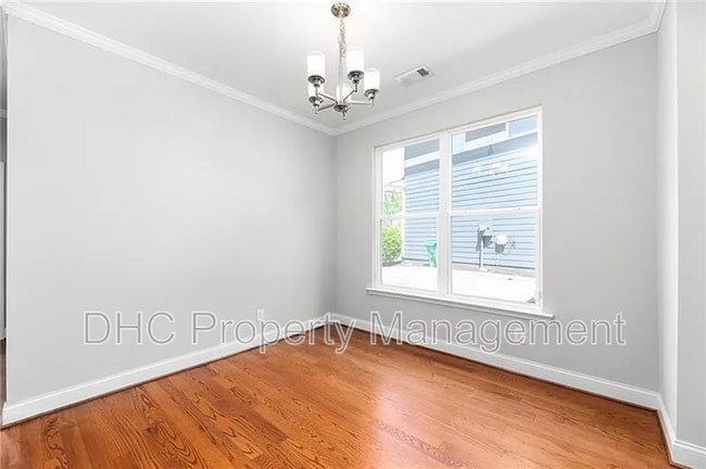 Building Photo - 1765 Stoney Creek Dr SE