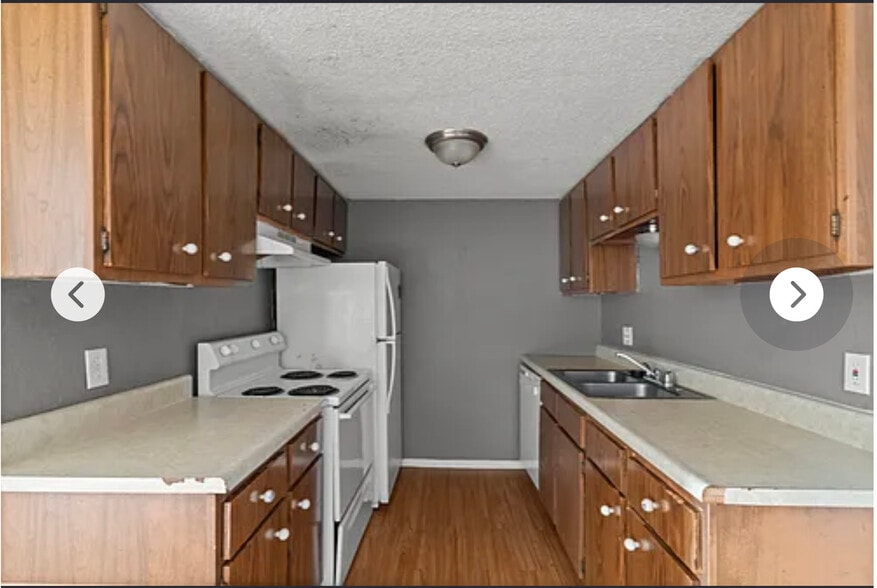 Building Photo - spacious 1 bedroom