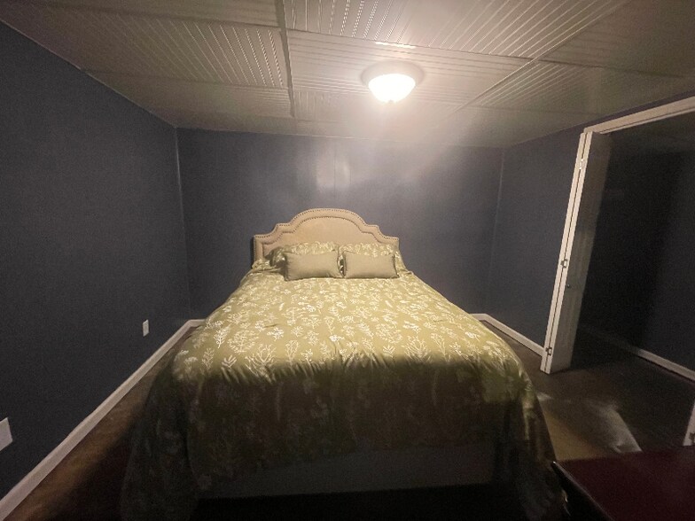 Building Photo - 1811 Dimple Ct