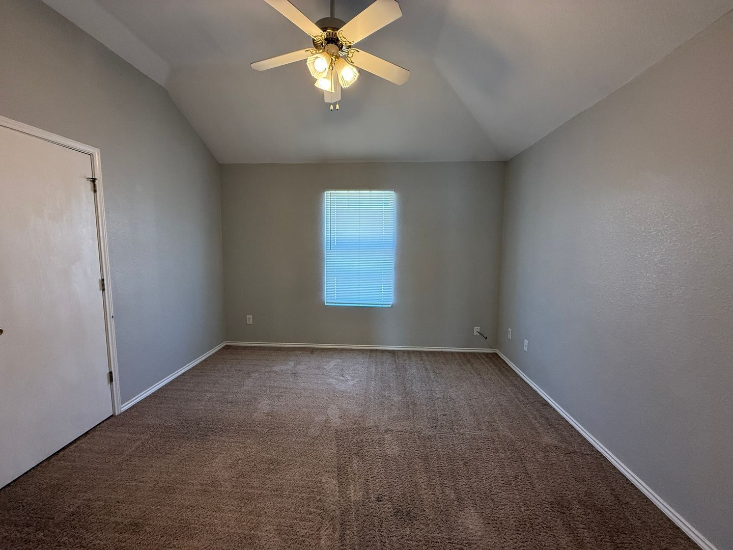 Building Photo - 4001 Doraine Ct
