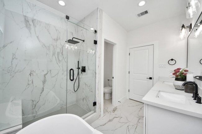 Building Photo - 7727 Hammerly Blvd