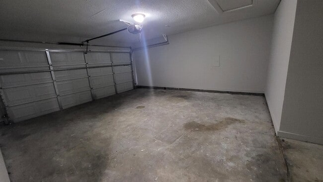 Building Photo - 2577 Reese Lake Cir