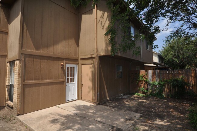 Primary Photo - Spacious 4-Bedroom, 2-Bathroom Townhome in...