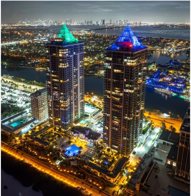 Building Photo - 4775 Collins Ave