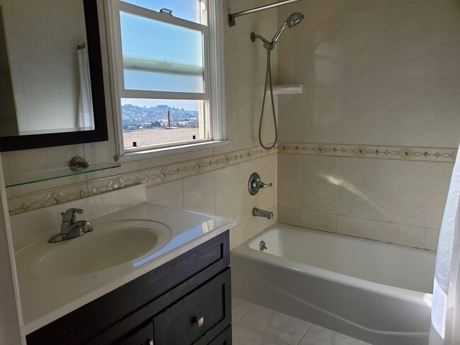 Bathroom - 163 Melrose Ave