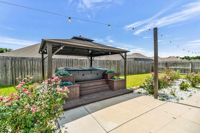 Building Photo - 6076 Cherry Hill Cir