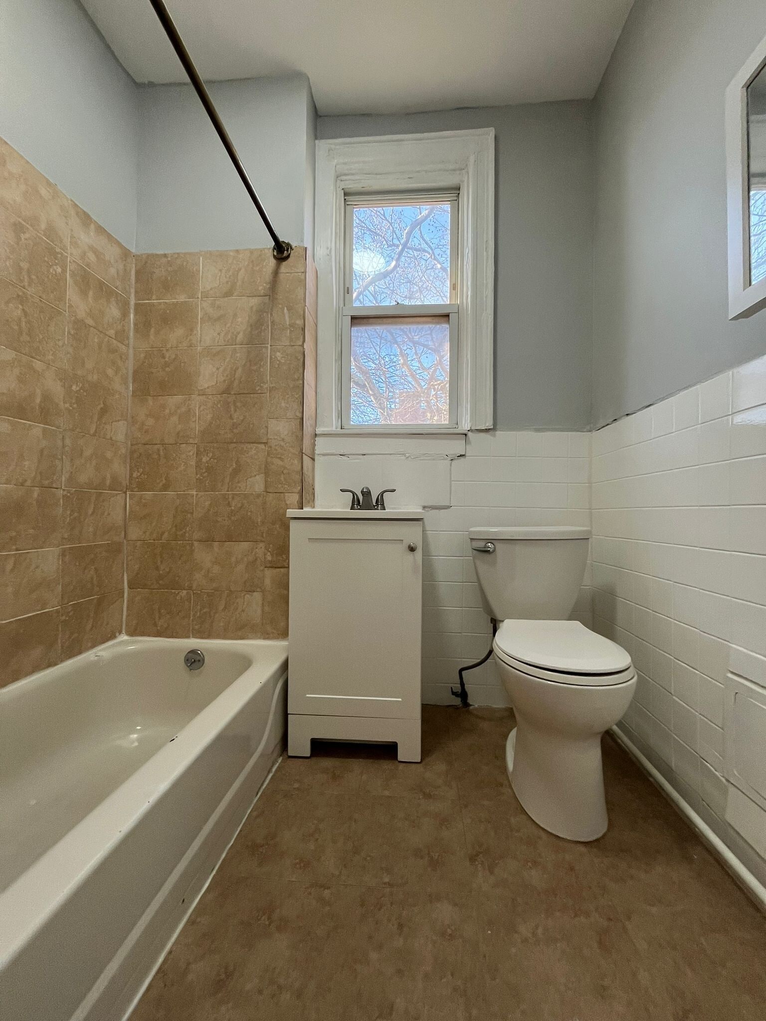 Building Photo - 11 Randolph Ave