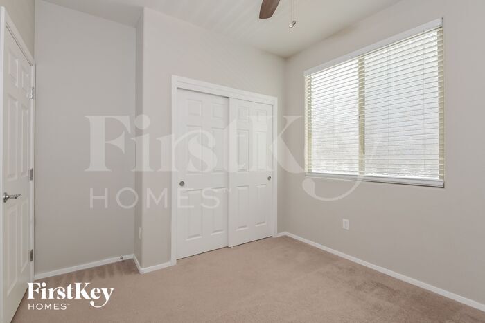 Building Photo - 10704 E Sanctuary Ridge Ln