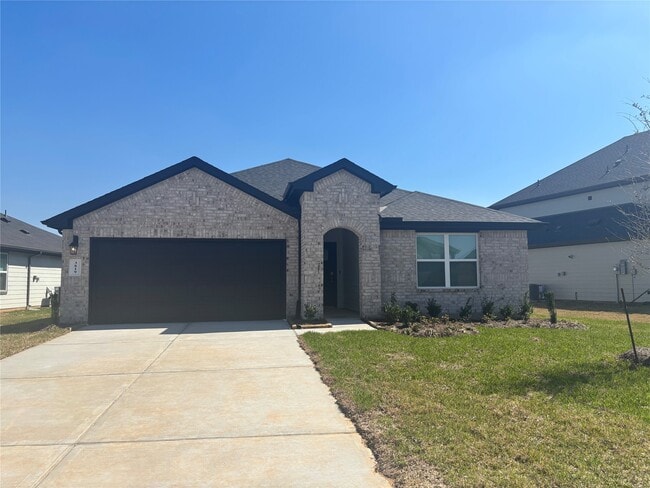 Building Photo - 3819 Langridge Dr