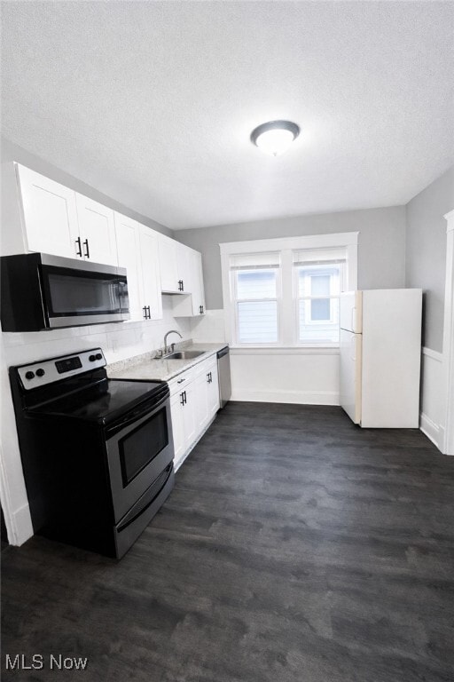 Building Photo - 4415 Pearse Ave