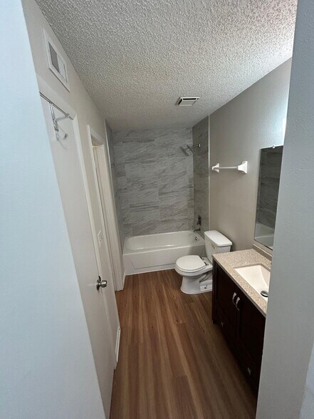 Bathroom - 1600 Big Tree Rd