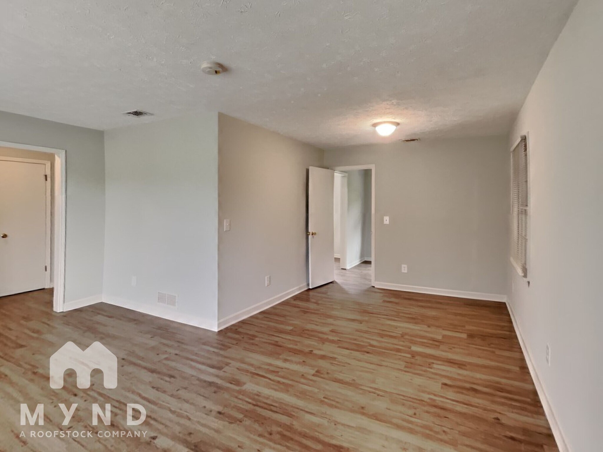 Building Photo - 2286 Briarwood Cir SW