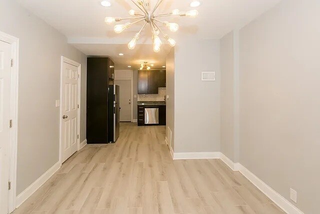 Building Photo - 834 N Mozart St