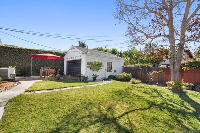 Building Photo - Single family house for rent in a fantastic location