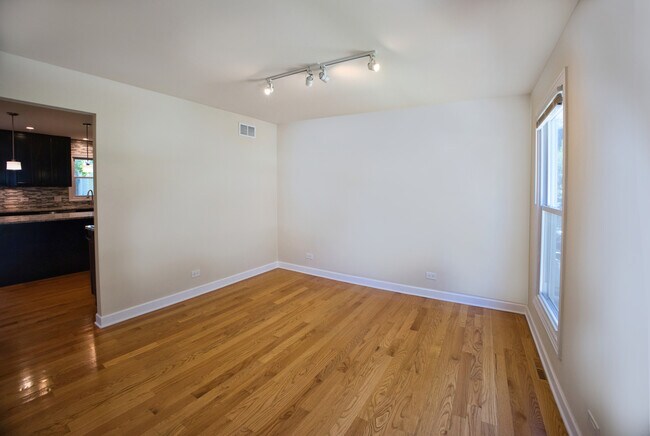Building Photo - 2711 Valley Forge Rd
