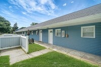 Building Photo - 16 Bellport St