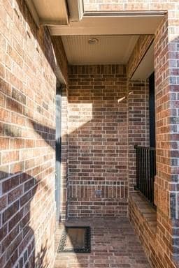 Building Photo - 6607 Eagle Nest Dr