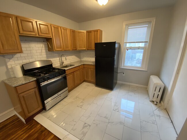 Primary Photo - 1611 Woodlynne Ave