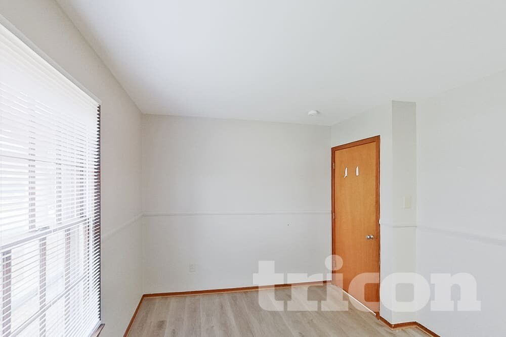 Building Photo - 1546 Grant Dr