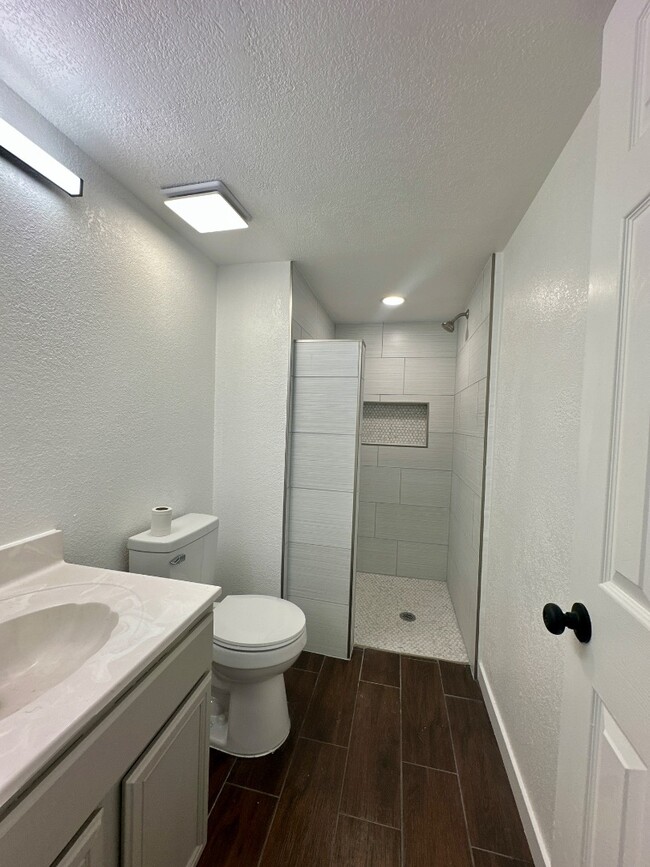 Building Photo - 7979 Starry Night Dr