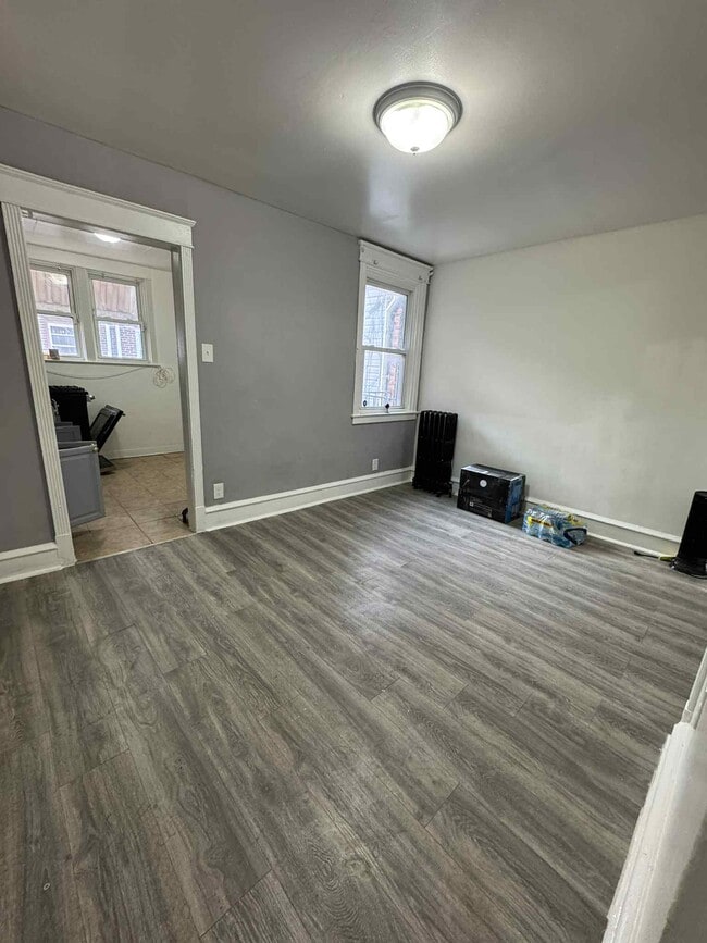Building Photo - 3948 Howland St