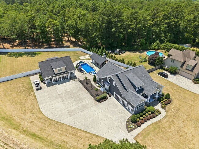 Building Photo - 3183 US-421