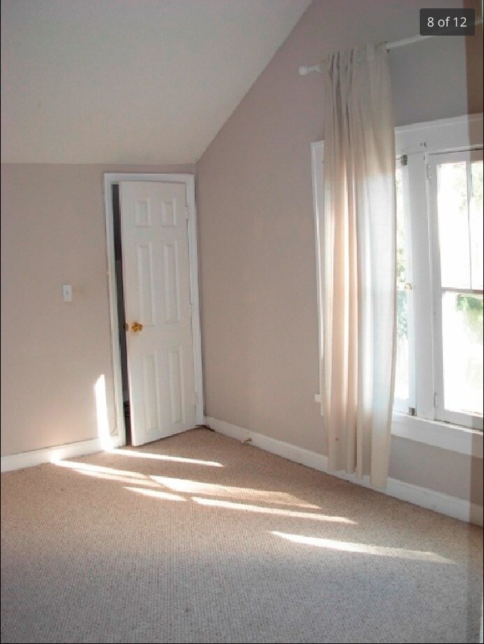 Bedroom - 421 E Amelia St
