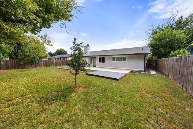 Building Photo - 1606 Colony Creek Dr