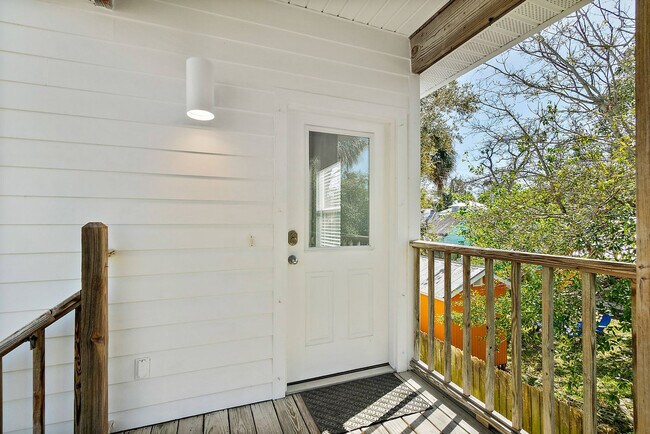 Building Photo - 27 Old Mission Ave