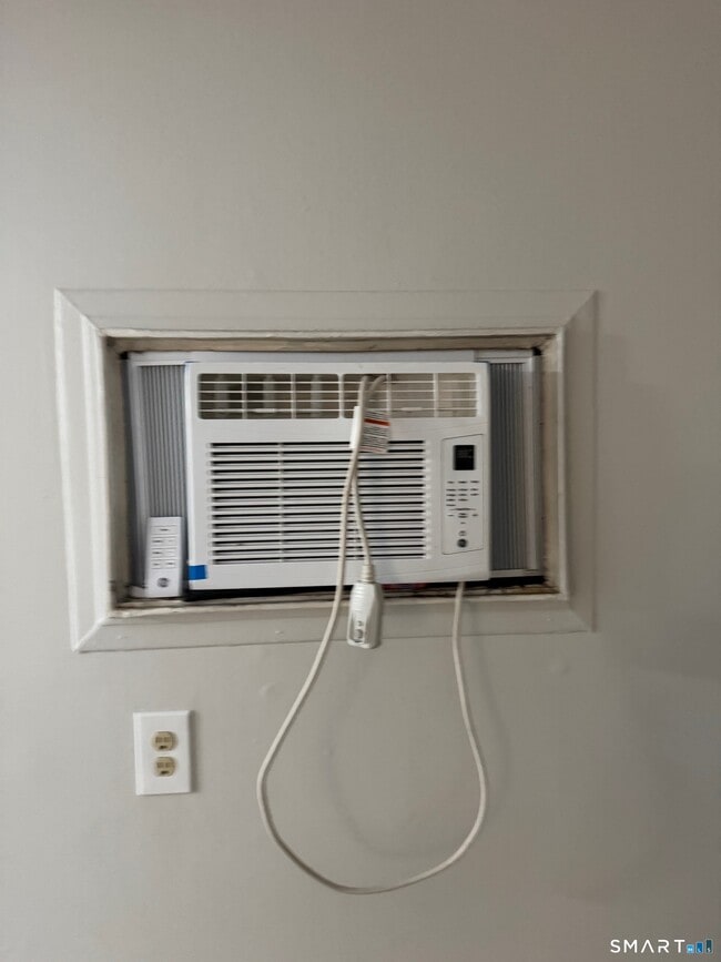 Building Photo - 32 Burgundy Hill Ln