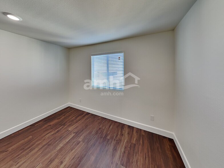 Building Photo - 288 Dahlia Rachel Pl