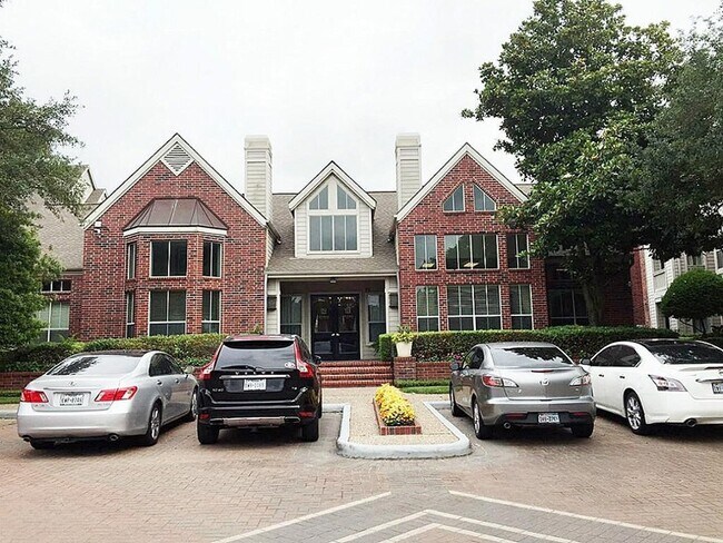 Building Photo - 1330 Old Spanish Trl