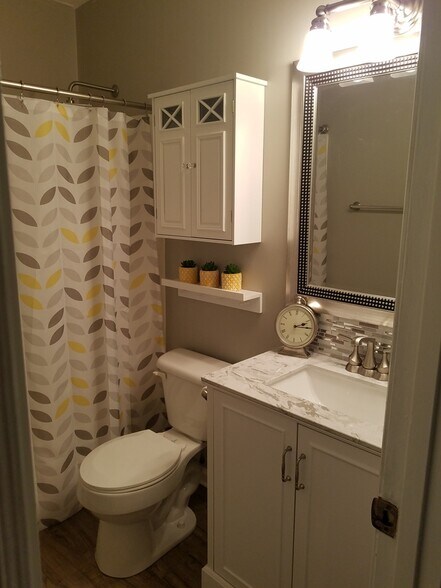 Hall bath, shown furnished - 31 Sally Ann Pl