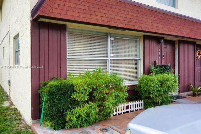 Building Photo - 6500 SW 41st Ct