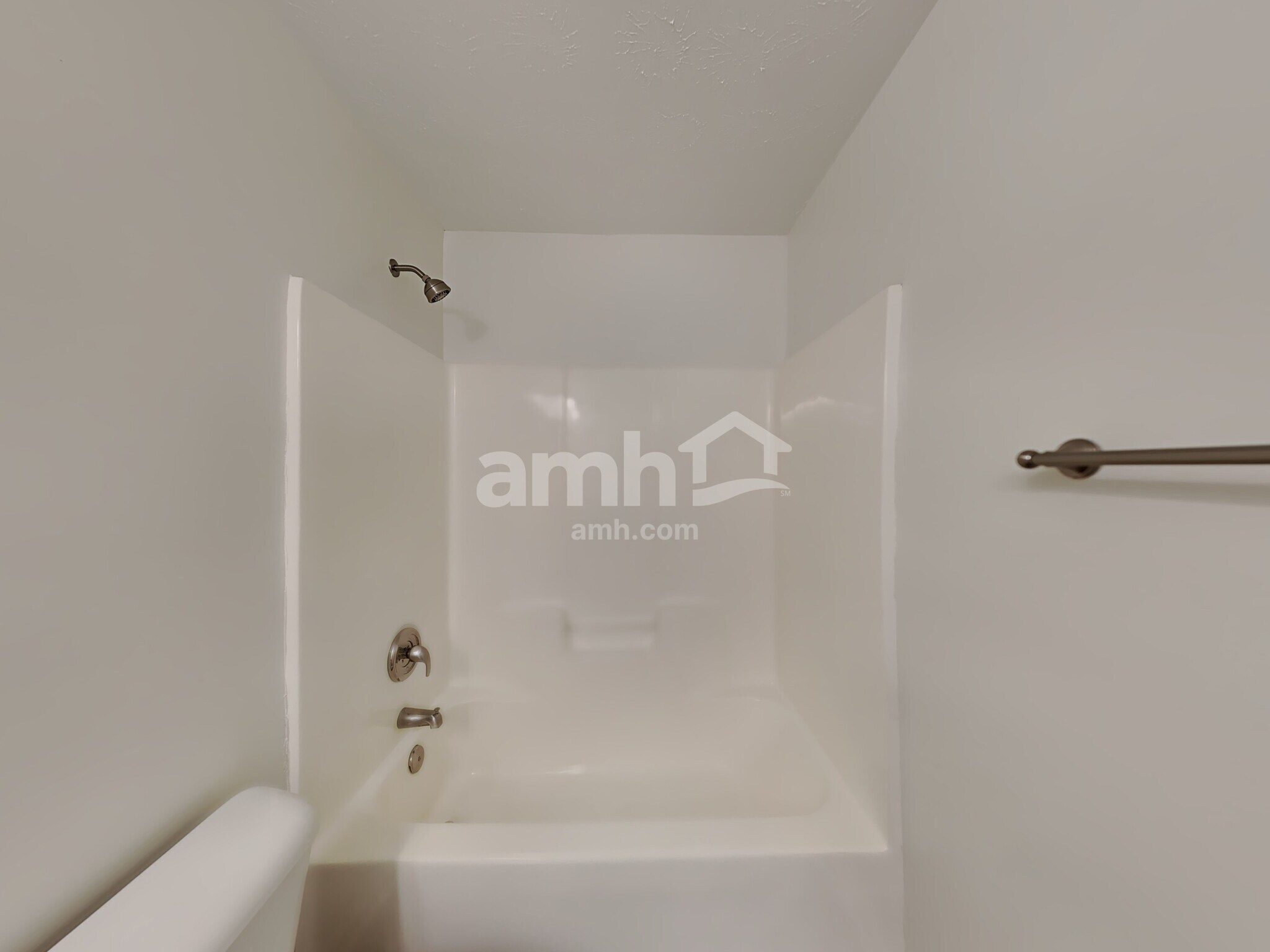 Building Photo - 621 Everlasting Way