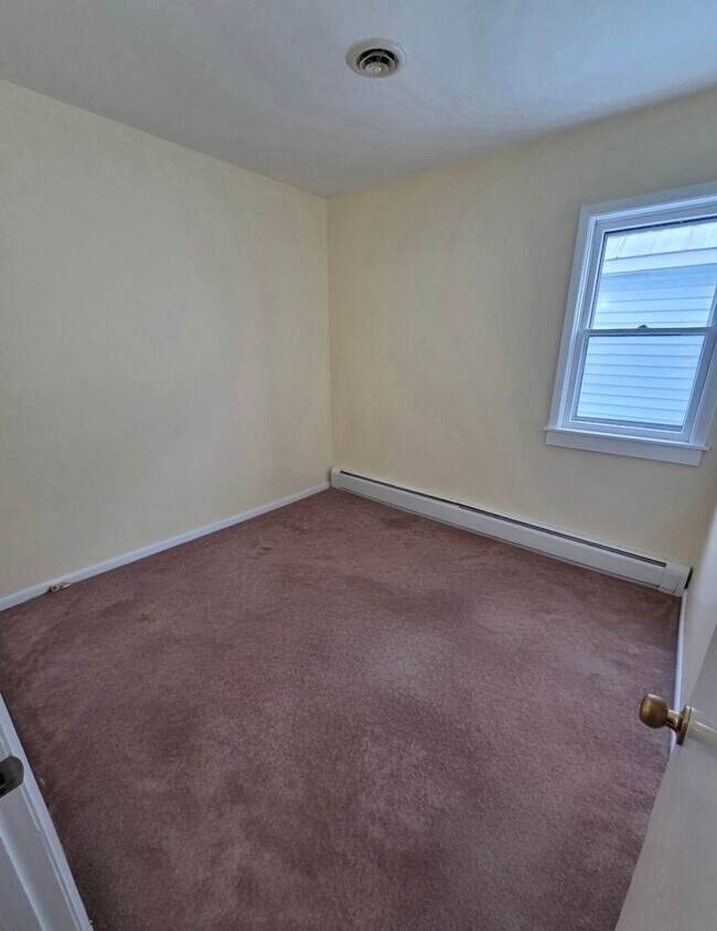 Building Photo - 1122-1124 Seventh Ave