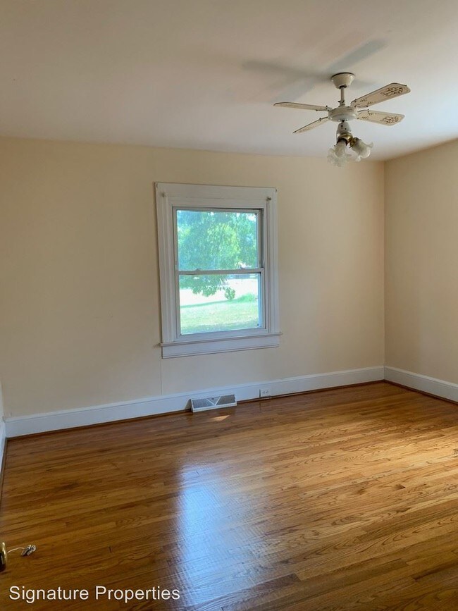 Building Photo - 2 br, 1 bath House - 2016 Love Shop Road