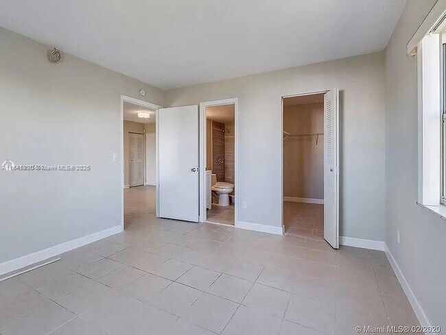 Building Photo - 8240 SW 210th St