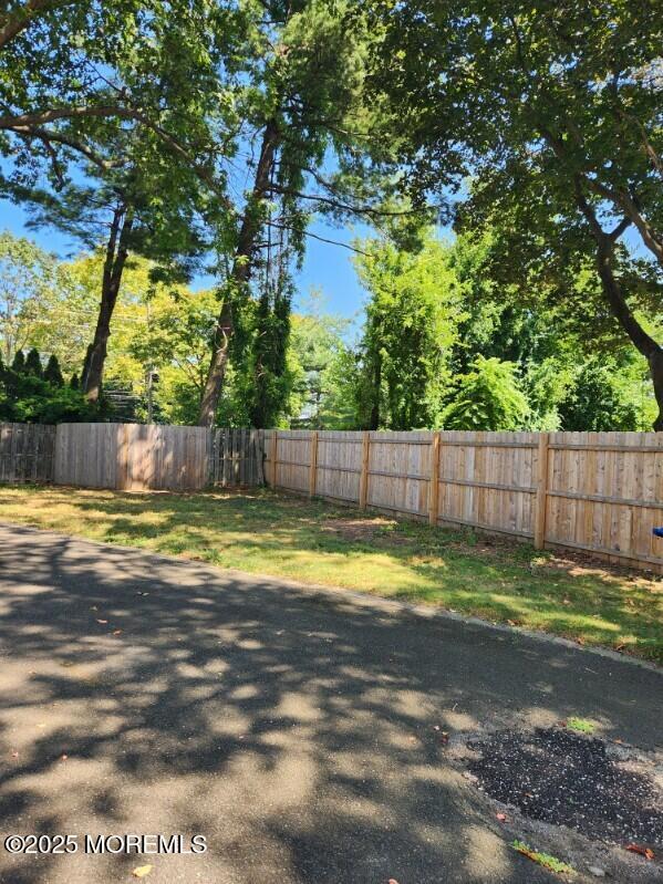 Building Photo - 21 E Lincoln Cir