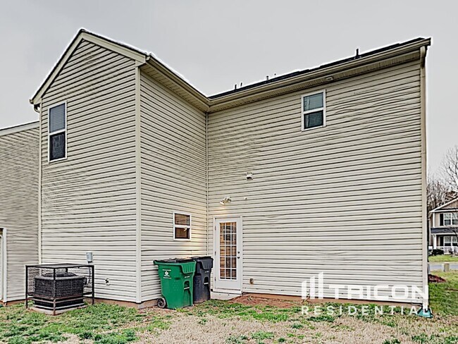 Building Photo - 4717 Brewer Dr