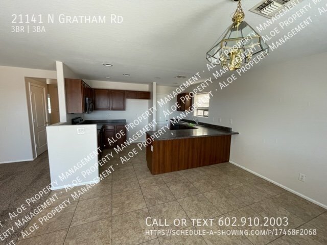 Building Photo - 21141 N Grantham Rd Maricopa AZ