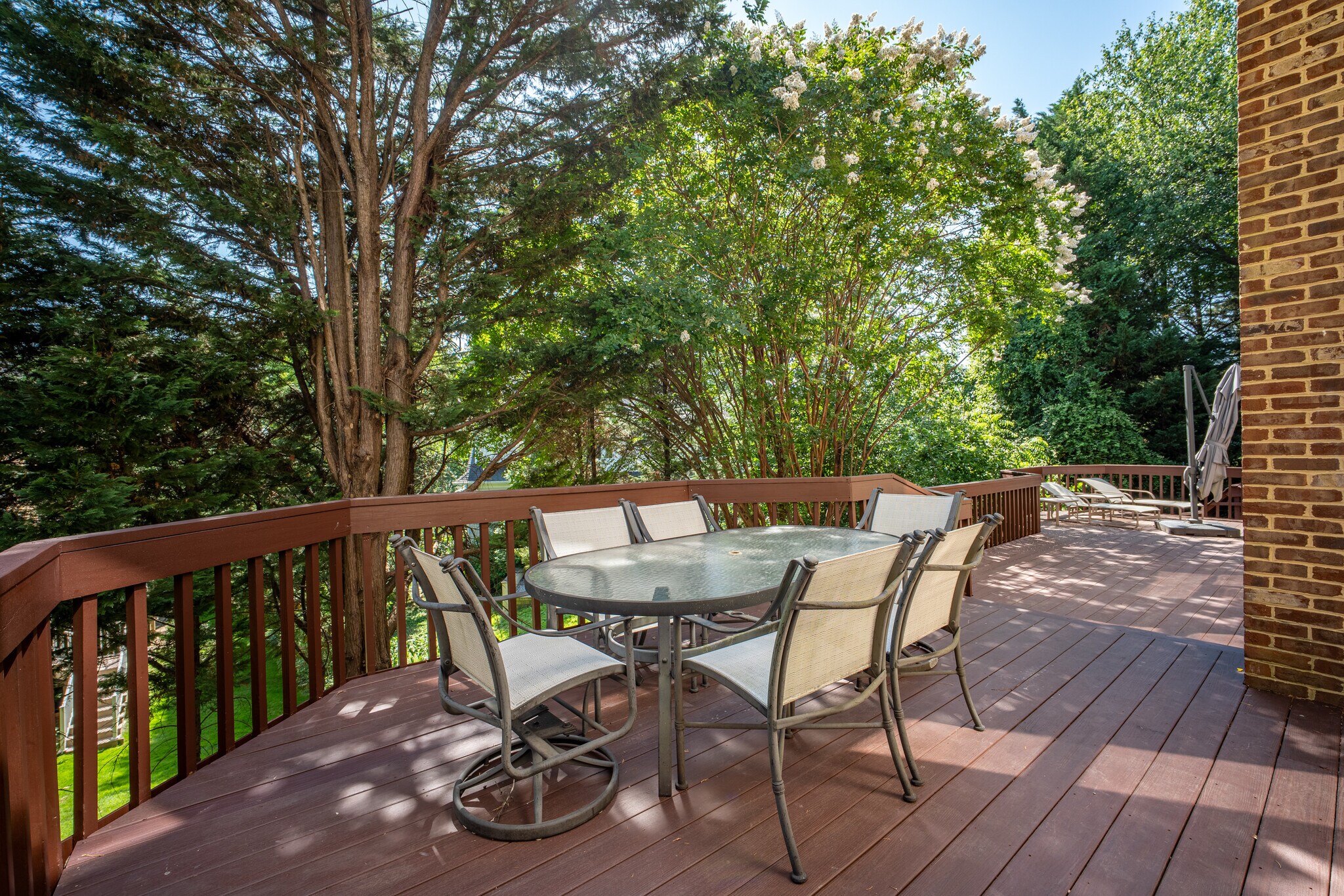 Wrap Around Deck - 7624 Wheatcroft Ct