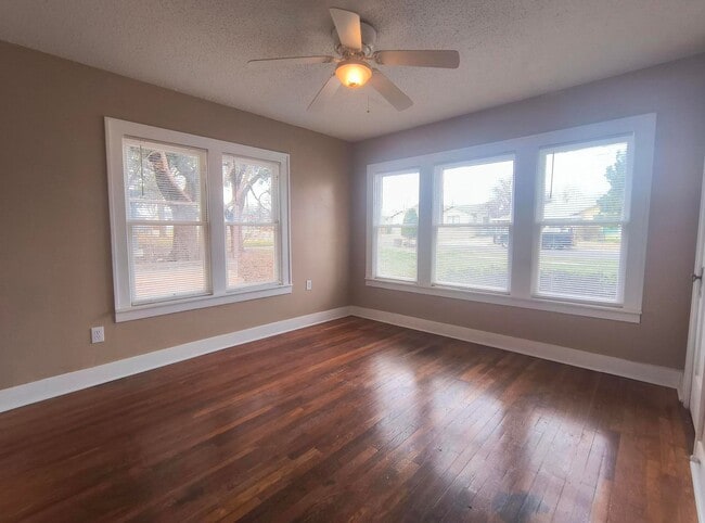 Building Photo - Charming 2-Story Brick Home with Detached Garage AVAILABLE NOW