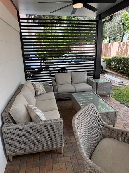 Building Photo - 4241 N Ocean Blvd